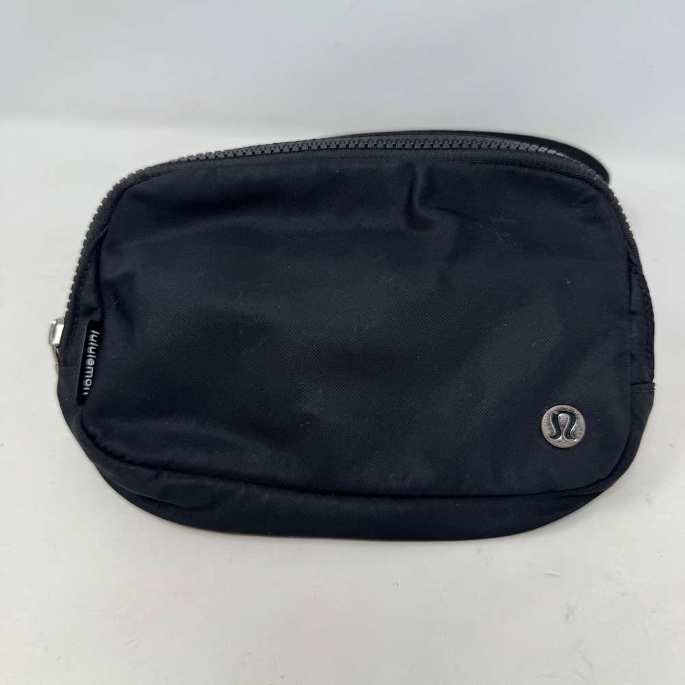 Lululemon Everywhere Belt Bag 1L Black Nylon Crossbody Fanny Pack LU9AXZS